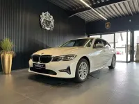 Gebraucht BMW 320e Performance 204 PS (150 kW) 2022 Alpinweiss iii Limousine