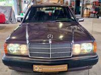 Gebraucht Mercedes 190 122 PS (89 kW) 1990 Grau Limousine