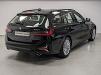 gebraucht BMW 330e eA Touring xDrive LivProf LASER DA+ SportSitz AHK