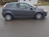 Gebraucht Fiat Grande Punto 105 PS (77 kW) 2012 Grau Kleinwagen