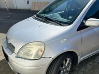Gebraucht Toyota Yaris 65 PS (47 kW) 2003 Grau Kleinwagen