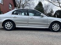 Gebraucht Hyundai Sonata GLS 131 PS (96 kW) 2003 Silber Limousine