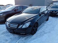 Gebraucht Mercedes E200 184 PS (135 kW) 2011 Schwarz Coupé