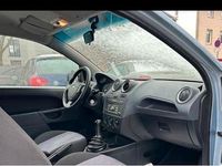 Gebraucht Ford Fiesta Ambiente 69 PS (50 kW) 2006 Blau Kleinwagen