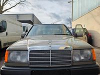 Gebraucht Mercedes 260 166 PS (122 kW) 1987 Limousine