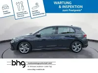 Gebraucht VW Golf VIII R-line 131 PS (96 kW) 2024 Grau Limousine