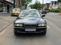 Gebraucht BMW 750 Performance 326 PS (239 kW) 2000 Schwarz Limousine