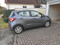 Gebraucht Hyundai i10 67 PS (49 kW) 2017 Grau Kleinwagen