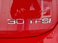 Gebraucht Audi A3 Advanced 110 PS (80 kW) 2023 Rot Limousine