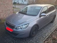 Gebraucht Peugeot 308 SW Allure 116 PS (85 kW) 2015 Grau Kombi