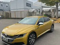Gebraucht VW Arteon Elegance 150 PS (110 kW) 2019 Gold Kleinwagen