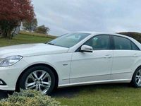 Gebraucht Mercedes E350 Avantgarde 231 PS (169 kW) 2009 Weiß Limousine