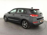 Gebraucht Hyundai i30 Select 120 PS (88 kW) 2023 Grau Limousine