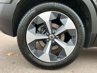 Gebraucht Volvo XC40 Core 163 PS (119 kW) 2024 Onyx schwarz SUV