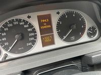 Gebraucht Mercedes B180 116 PS (85 kW) 2012 Silber Van / Kleinbus