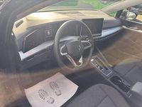 Gebraucht VW Golf VIII 116 PS (85 kW) 2025 Mythos black Kombi