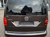 Gebraucht VW Caddy Highline 131 PS (96 kW) 2019 Braun Van / Kleinbus
