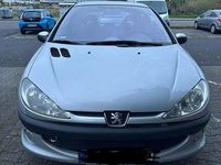 Gebraucht Peugeot 206 Quiksilver 109 PS (80 kW) 2003 Grau Kleinwagen