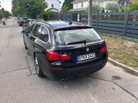 Gebraucht BMW 520 184 PS (135 kW) 2012 Schwarz Kombi