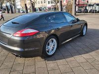 Gebraucht Porsche Panamera S E-Hybrid 333 PS (244 kW) 2012 Braun Limousine