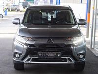 Gebraucht Mitsubishi Outlander 170 PS (125 kW) 2022 Silber SUV
