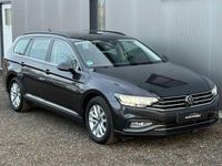 Gebraucht VW Passat 150 PS (110 kW) 2022 Grau Limousine