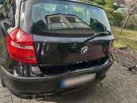 Gebraucht BMW 116 122 PS (89 kW) 2008 Schwarz Kleinwagen