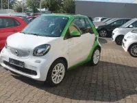 Gebraucht Smart ForTwo Cabrio 60 kW (82 PS) 2017 Grün Cabrio