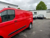 Gebraucht Ford Transit Custom Trend 131 PS (96 kW) 2019 Rot Van / Kleinbus