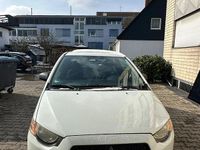 Gebraucht Mitsubishi Colt 75 PS (55 kW) 2008 Weiß Kleinwagen