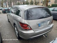 Gebraucht Mercedes R280 190 PS (139 kW) 2008 Silber Van / Kleinbus