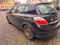 Usata Opel Astra 105 CV (77 kW) 2004 Nero Berlina