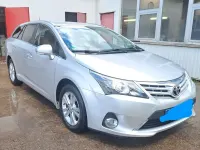 Gebraucht Toyota Avensis Life 124 PS (91 kW) 2012 Silber Kombi