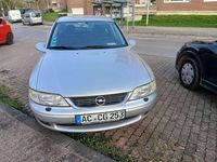 Gebraucht Opel Vectra 101 PS (74 kW) 2001 Grau Limousine