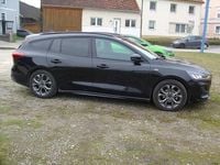 Gebraucht Ford Focus ST-Line 125 PS (91 kW) 2024 Obsidianschwarz metallic Kombi