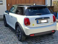 Gebraucht Mini Cooper SE 135 kW (184 PS) 2023 Weiß Kleinwagen