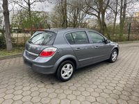 Gebraucht Opel Astra 101 PS (74 kW) 2006 Grau Limousine