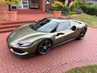 Gebraucht Ferrari 296 829 PS (609 kW) 2023 Grün