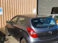 Gebraucht Hyundai i20 78 PS (57 kW) 2009 Grau Kleinwagen