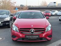 Gebraucht Mercedes A180 122 PS (89 kW) 2013 Rot Kleinwagen