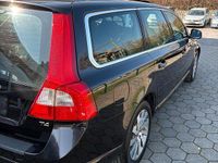 Gebraucht Volvo V70 179 PS (131 kW) 2012 Schwarz Kombi