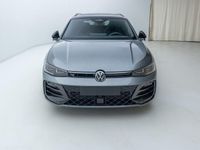 Gebraucht VW Passat R-line 150 PS (110 kW) 2024 Diabasgrau metallic grenadills Kombi