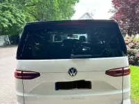 Gebraucht VW Multivan Edition 204 PS (150 kW) 2023 Weiß Van / Kleinbus