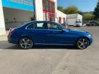 Gebraucht Mercedes C180 Avantgarde 156 PS (114 kW) 2021 Blau Limousine