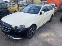 Gebraucht Mercedes E220 Avantgarde 200 PS (147 kW) 2022 Schwarz Kombi