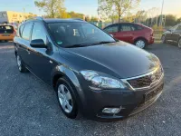 Brugt Kia Ceed 90 HK (66 kW) 2011 Grå Hatchback
