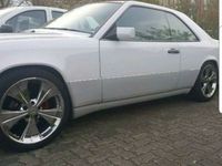 Gebraucht Mercedes 220 150 PS (110 kW) 1992 Weiß Coupé