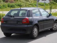 Gebraucht Audi A3 90 PS (66 kW) 1999 Schwarz Kleinwagen