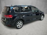 Gebraucht VW Touran Highline 150 PS (110 kW) 2023 Deep black perleffekt Van / Kleinbus