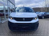 Gebraucht Peugeot Partner 131 PS (96 kW) 2021 Weiß Van / Kleinbus
